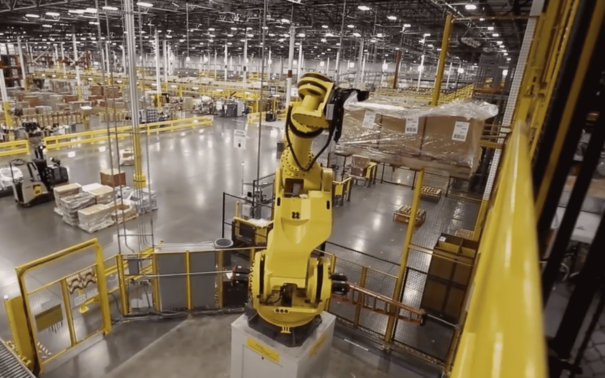 amazon fulfillment center robots