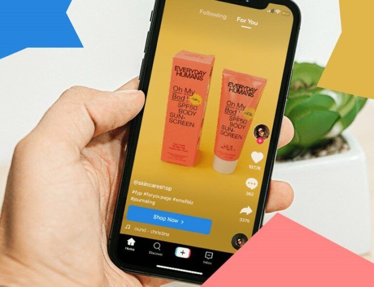 Social Commerce – How Does It Work and How To Run A Successful Social Media Shop?